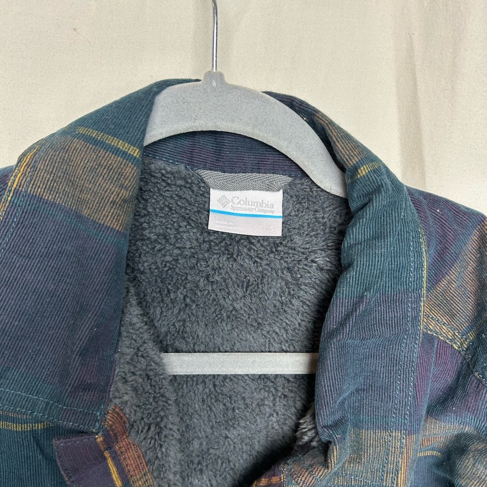 Columbia Shacket - Picture 3 of 3